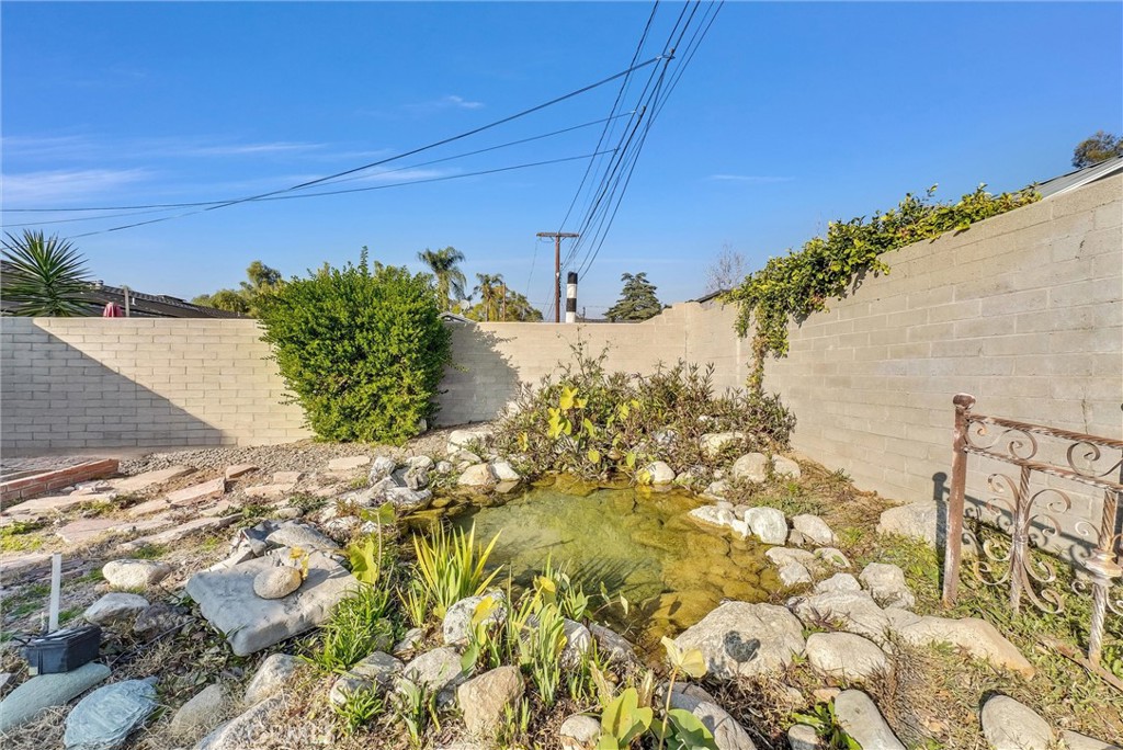 3075 Pepper Tree Lane Property Photo 27