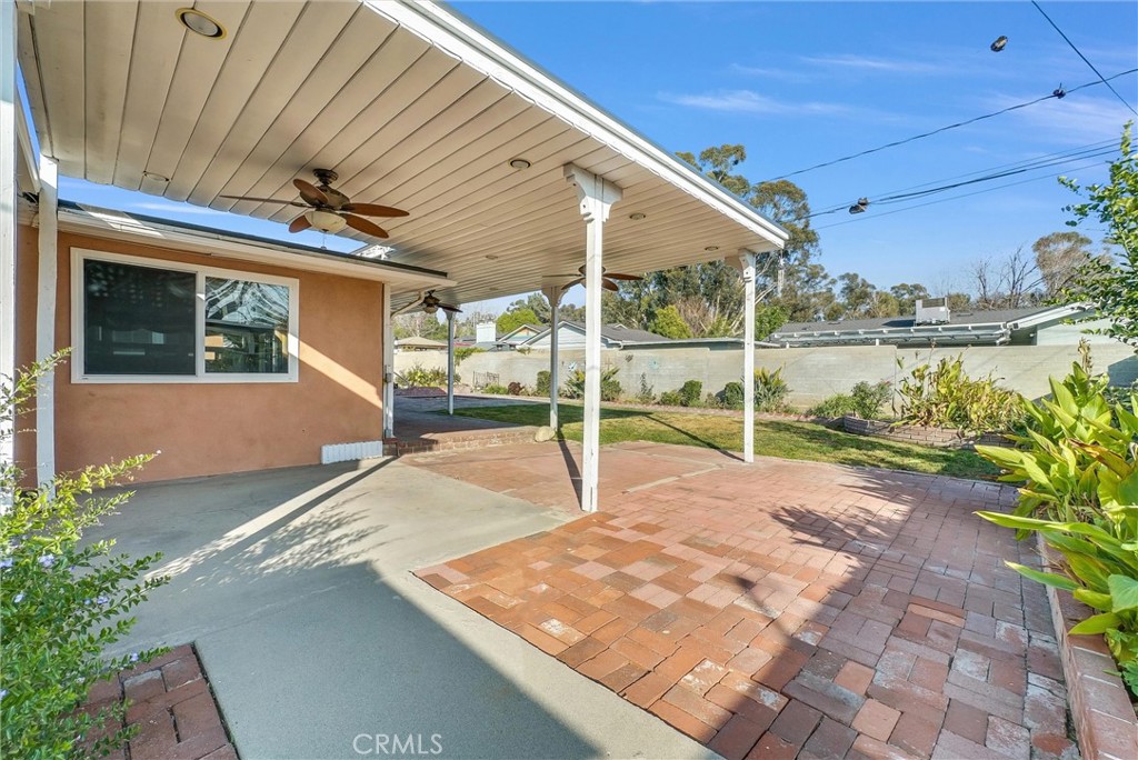3075 Pepper Tree Lane Property Photo 28