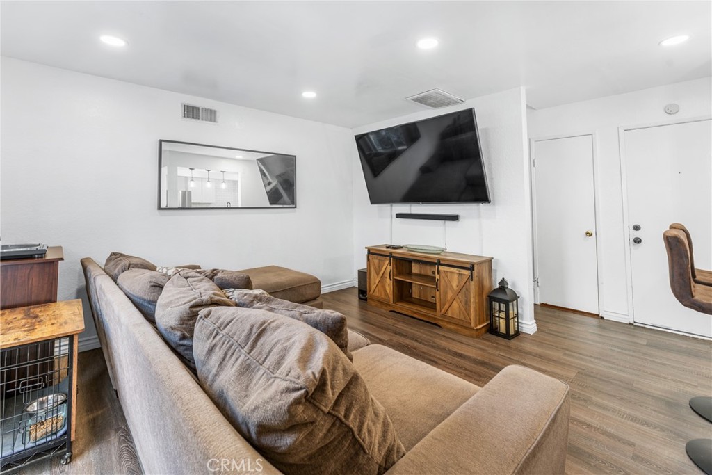 16770 San Bernardino Avenue D20 Property Photo 6