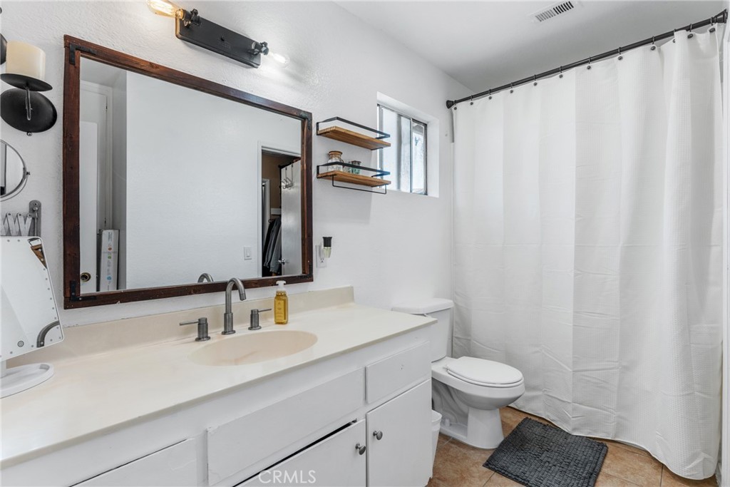 16770 San Bernardino Avenue D20 Property Photo 23
