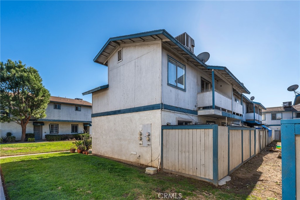 16770 San Bernardino Avenue D20 Property Photo 28
