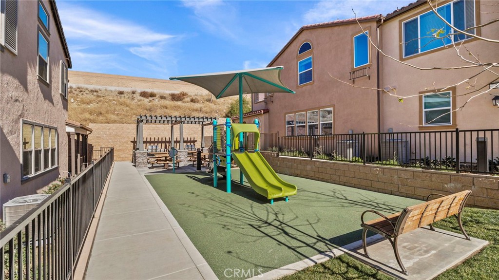 15280 Horizon Street 4 Property Photo 34