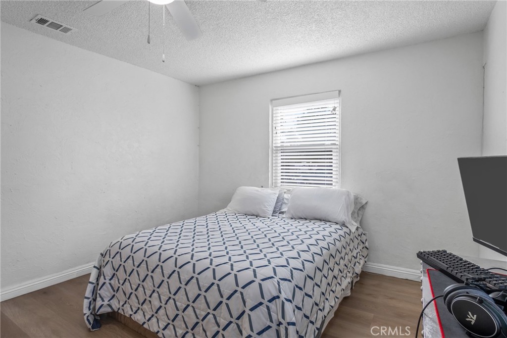 6957 Osbun Road Property Photo 15