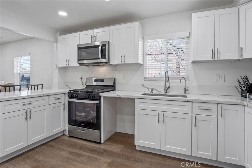 6957 Osbun Road Property Photo 20