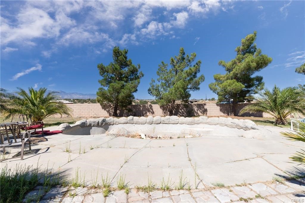 11875 Lamplighter Lane Property Photo 3