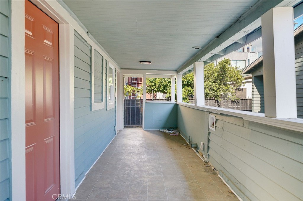 1414 N Las Palmas Avenue Property Photo 56