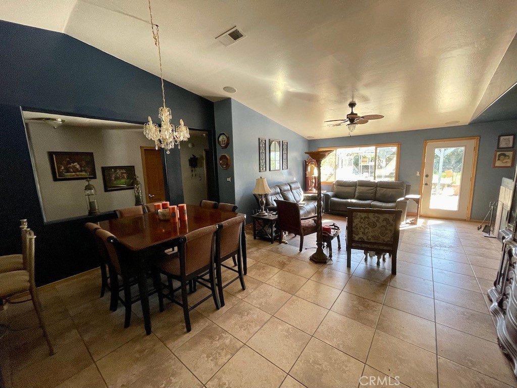 8423 Northshore Drive Property Photo 7