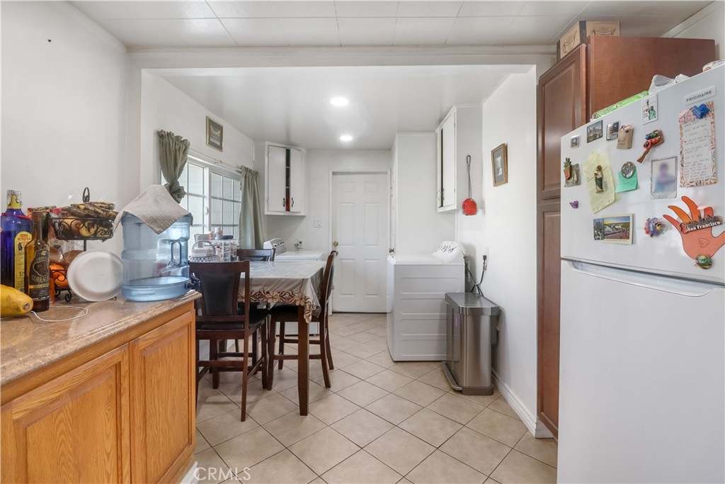 8181 Date Street Property Photo 22