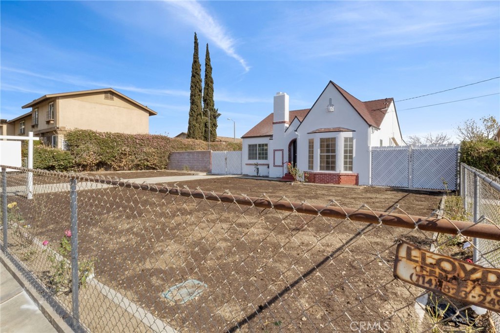 7907 Juniper Avenue Property Photo 3