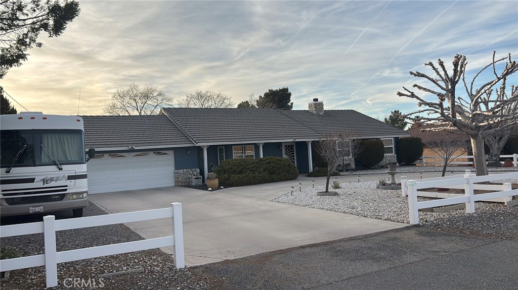 7974 Oxford Avenue Property Photo 1