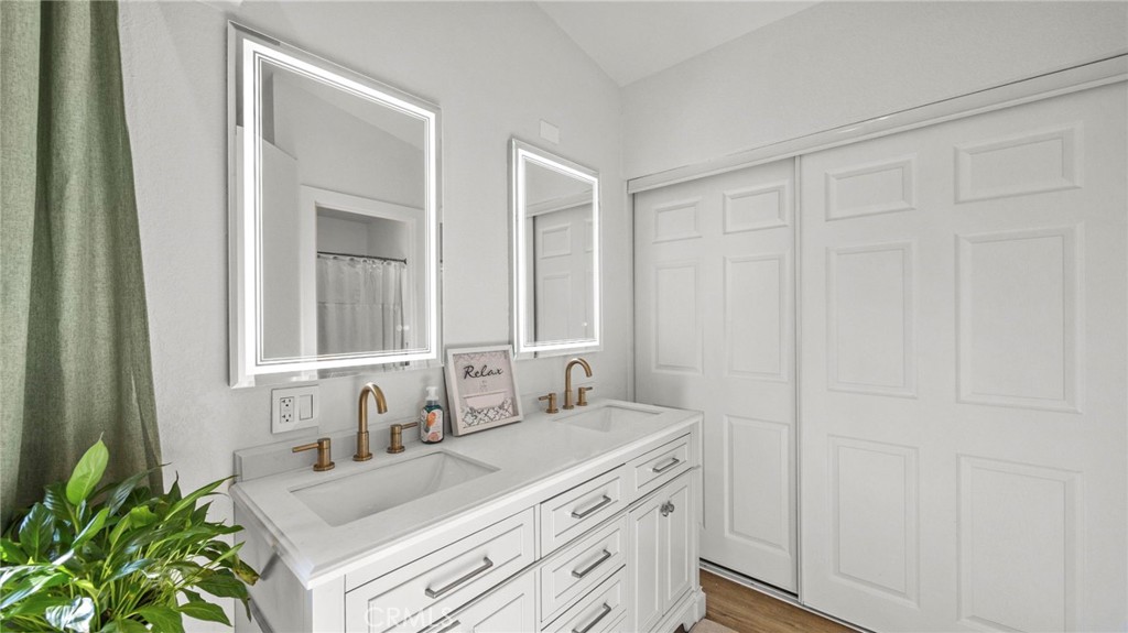 4394 Carmelina Street Property Photo 55