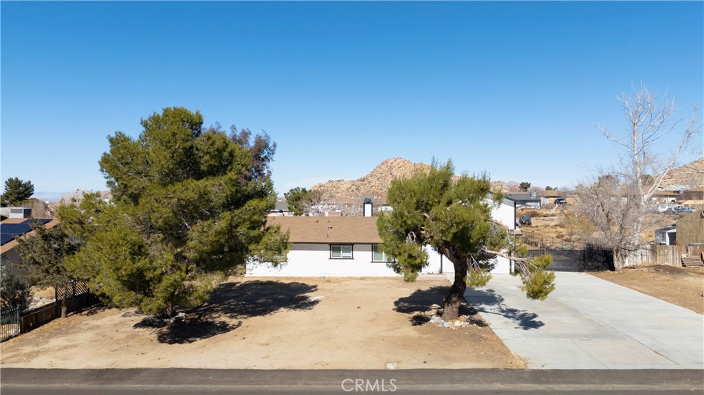 17127 Longmeadow Avenue Property Photo 3