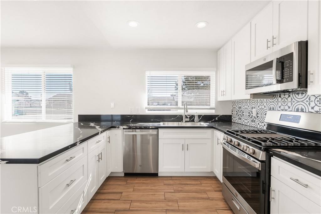 17127 Longmeadow Avenue Property Photo 10