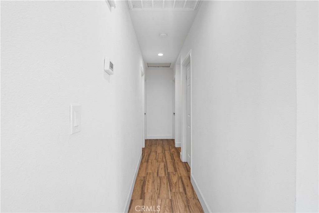 17127 Longmeadow Avenue Property Photo 12