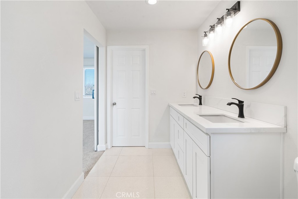 17127 Longmeadow Avenue Property Photo 21