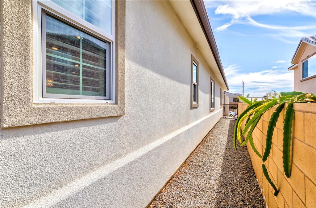12430 Altura Drive Property Photo 54