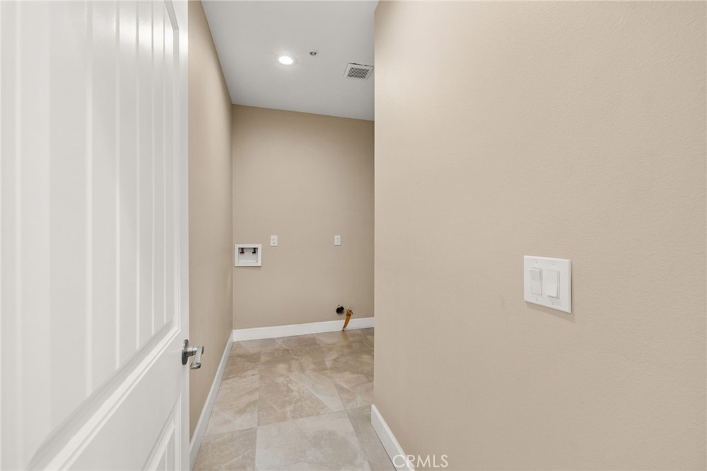 566 N Marvin Property Photo 21