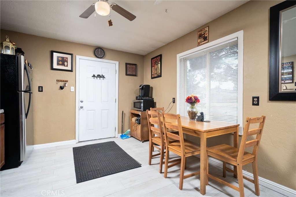 854 Fir Lane Property Photo 14