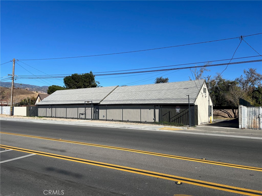 6937 Perris Hill Park Road Property Photo 9