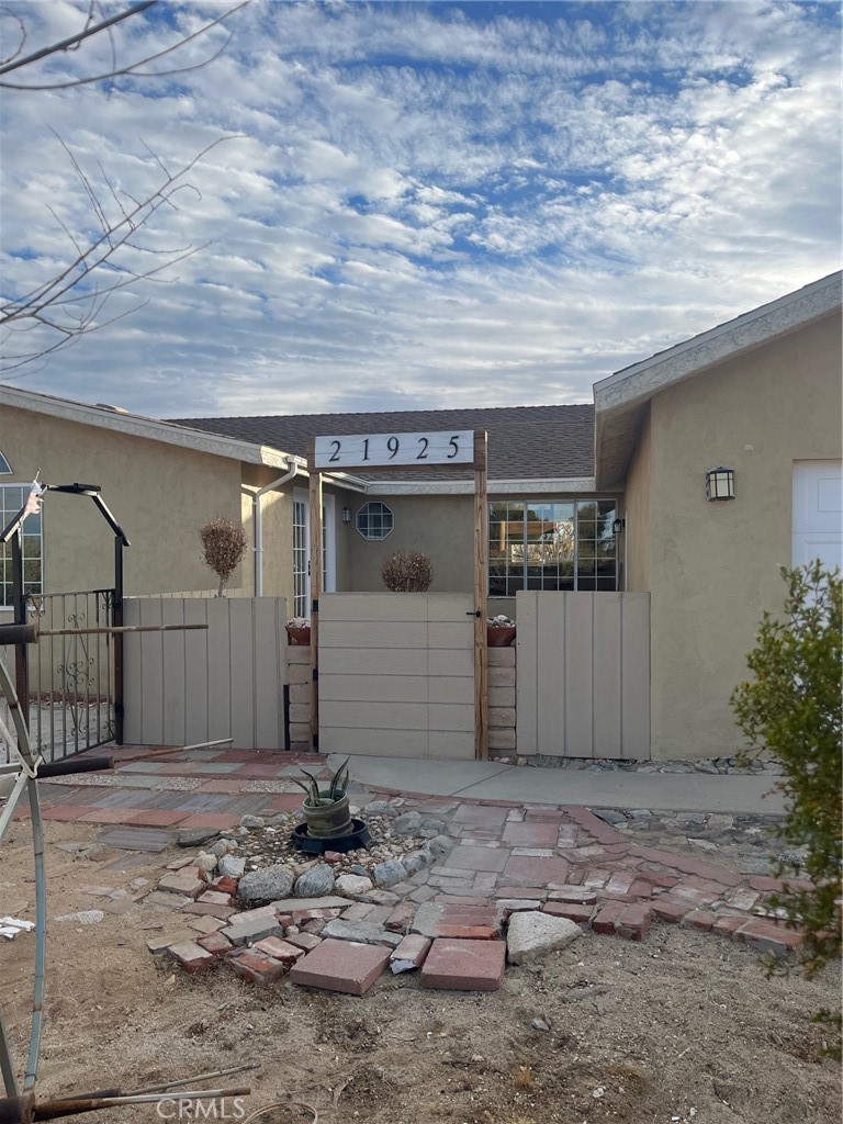 21925 Fort Tejon Road Property Photo