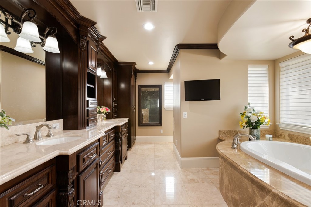 5096 Calypso Court Property Photo 35