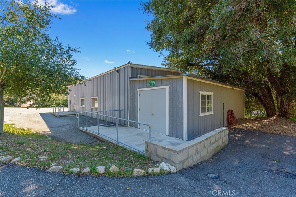 37400 Falling Springs Road Property Photo 26