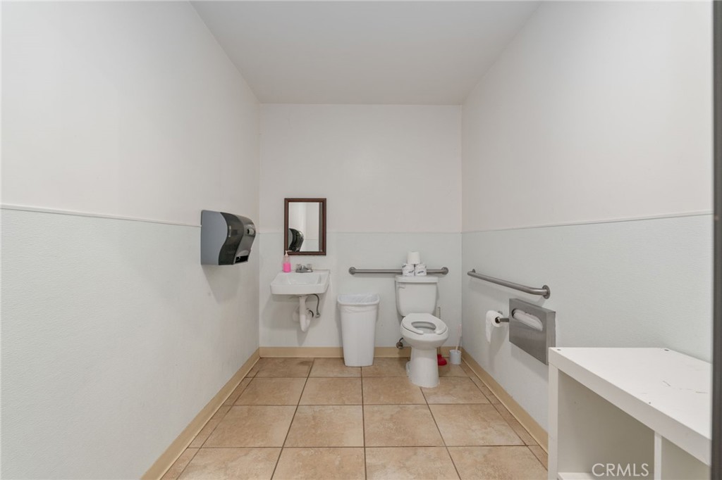 37400 Falling Springs Road Property Photo 62