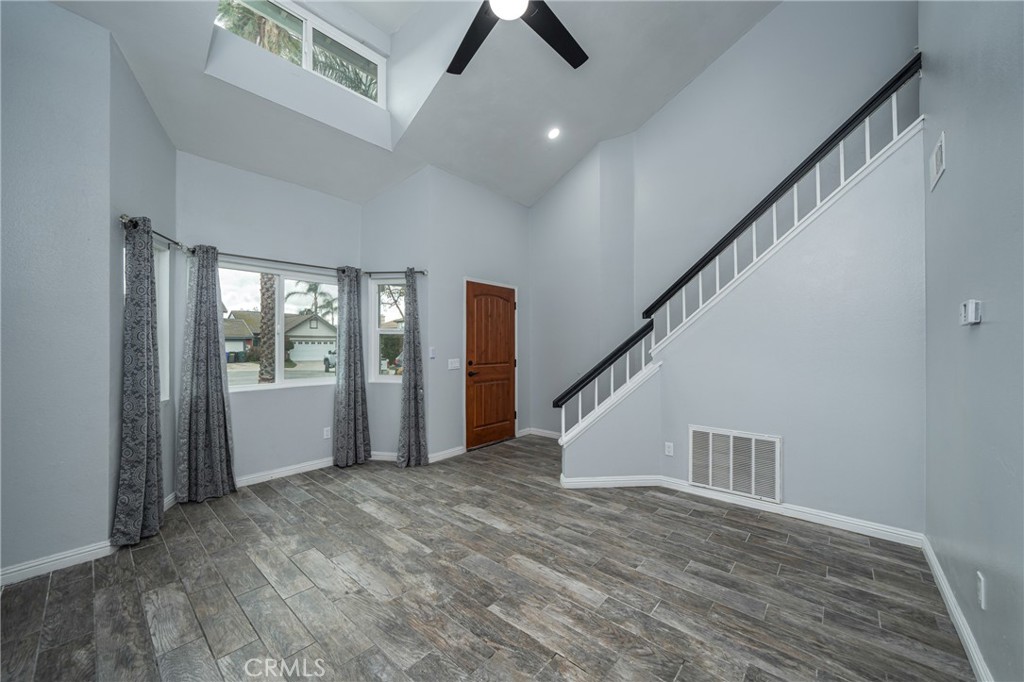 12260 Daisy Court Property Photo 8