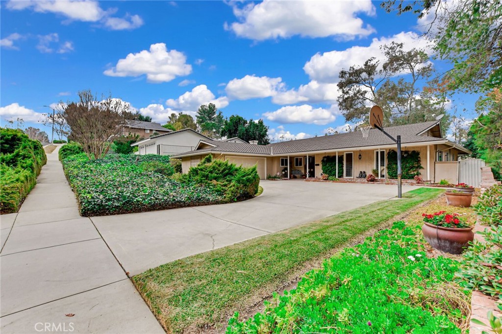 1237 Paseo Dorado Property Photo