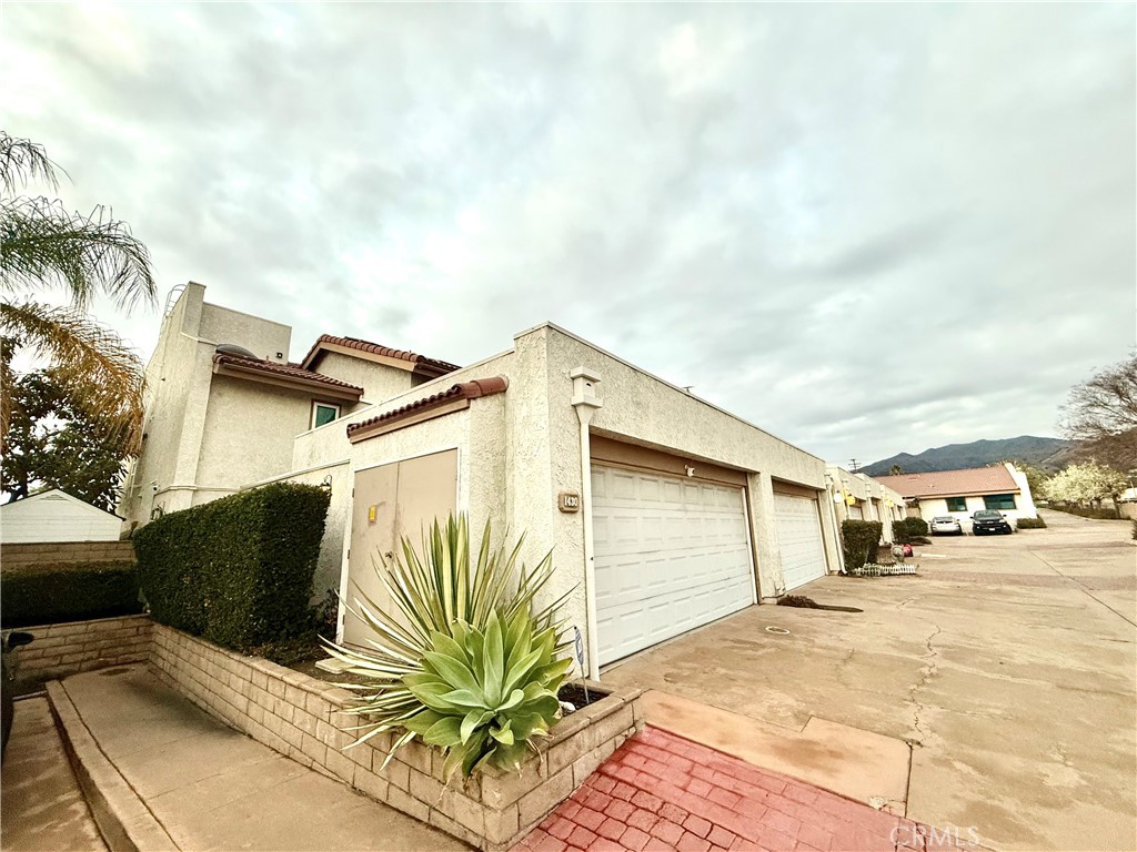 1430 E Foothill Boulevard Property Photo 19