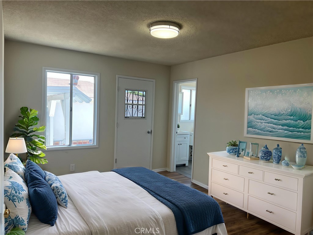2441 W Repetto Avenue Property Photo 13
