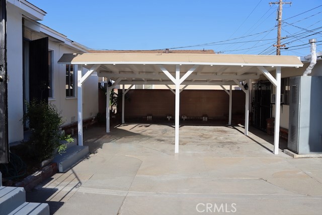 2441 W Repetto Avenue Property Photo 19