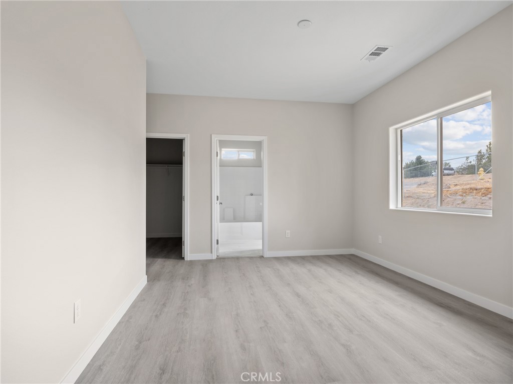 8411 Buckthorn Avenue Property Photo 18
