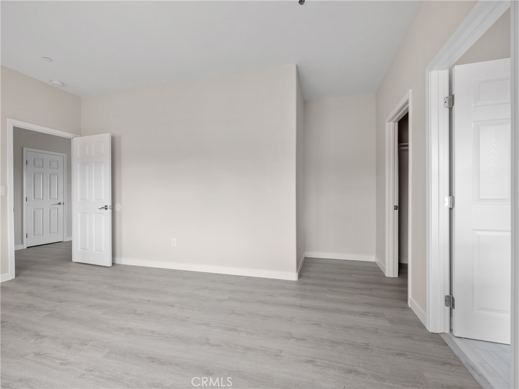 8411 Buckthorn Avenue Property Photo 20
