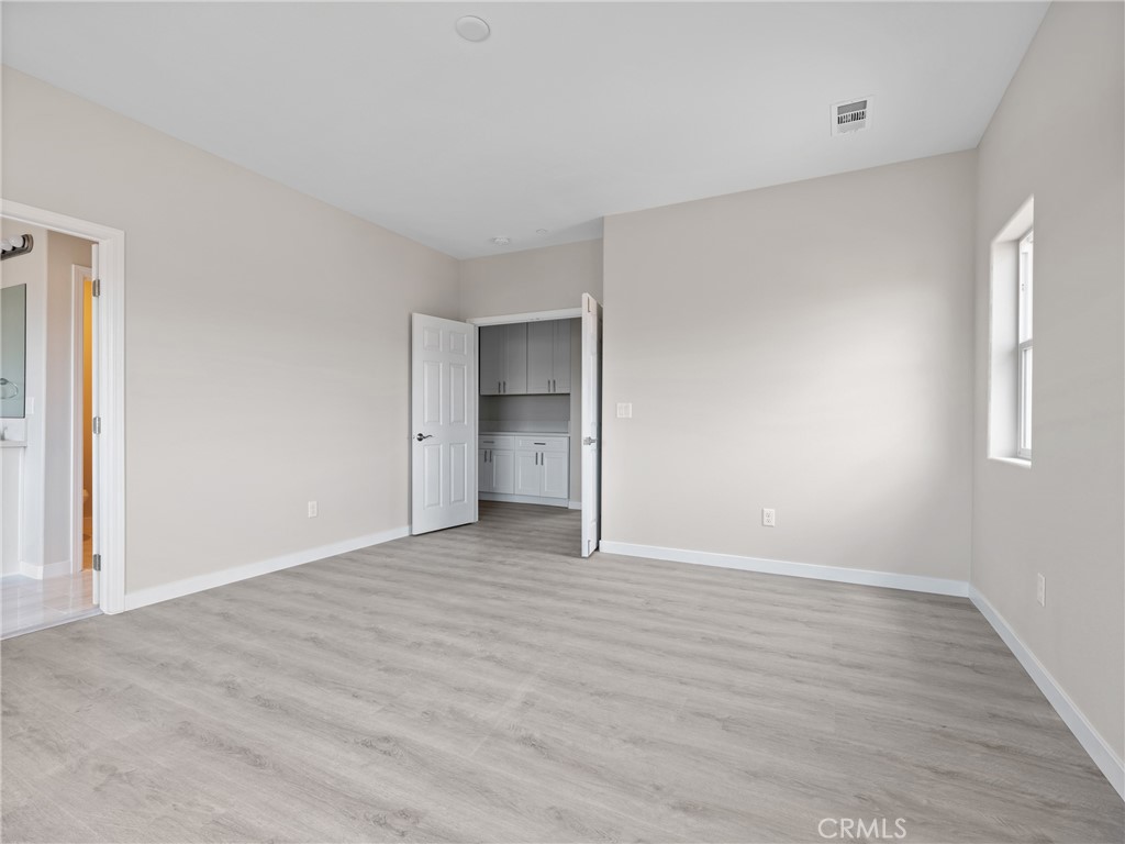 8411 Buckthorn Avenue Property Photo 52