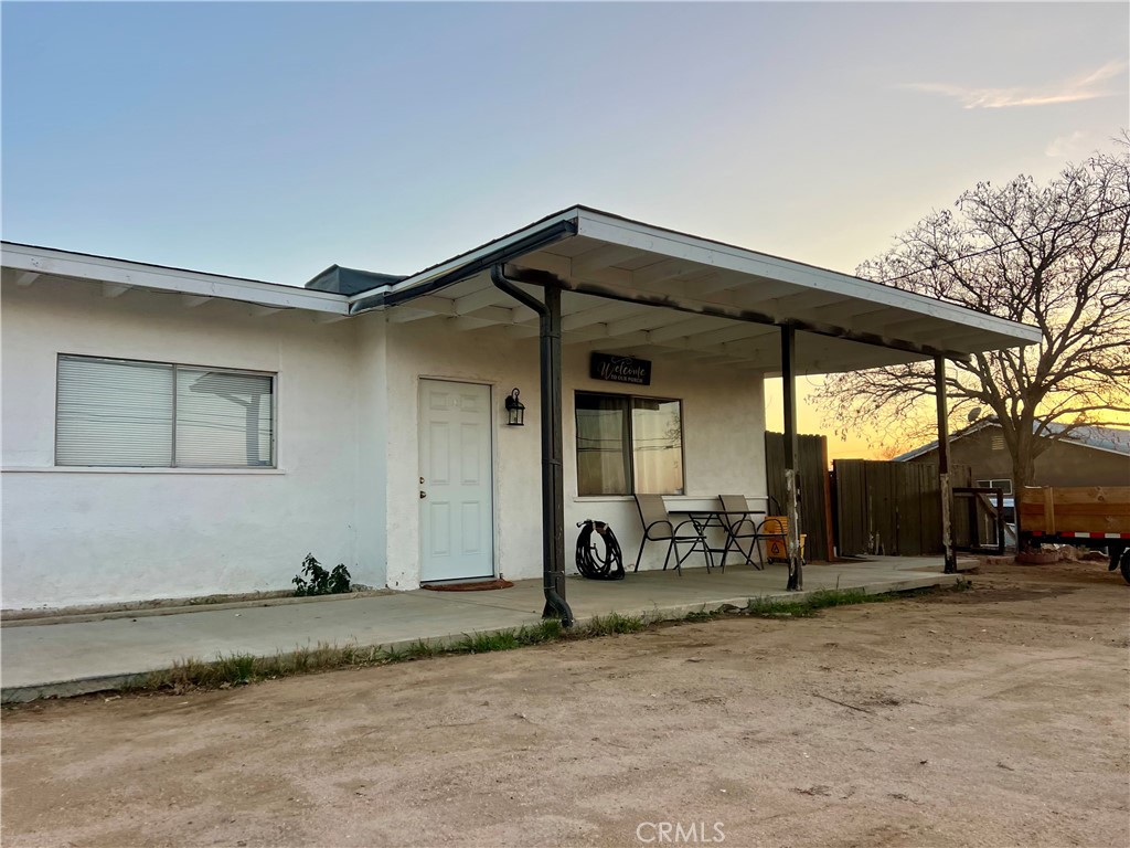 18007 Willow Property Photo 3