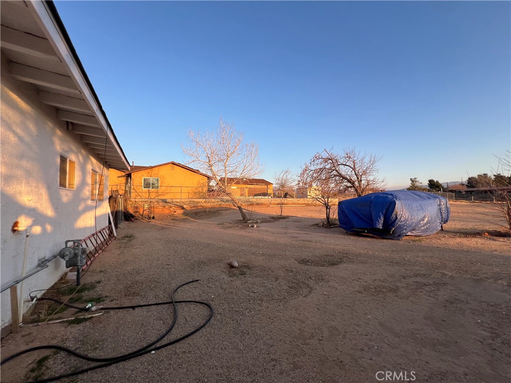 18007 Willow Property Photo 9