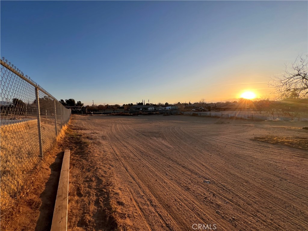 18007 Willow Property Photo 10