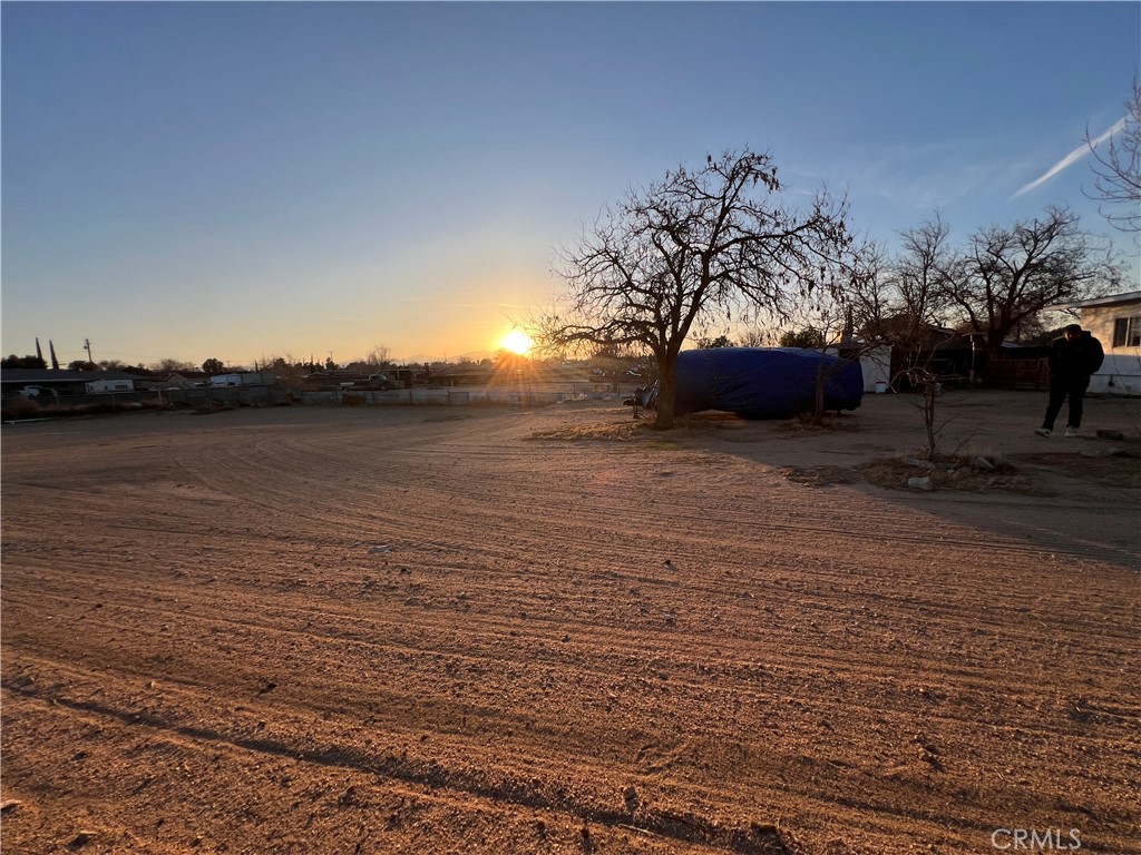 18007 Willow Property Photo 12