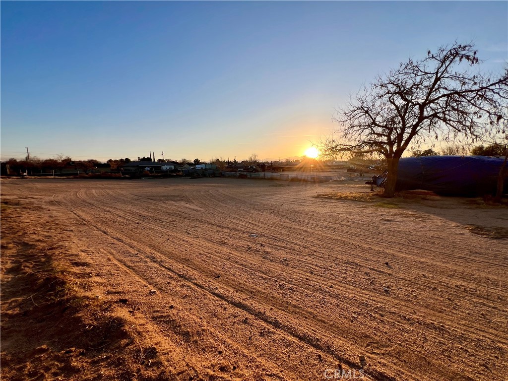 18007 Willow Property Photo 14