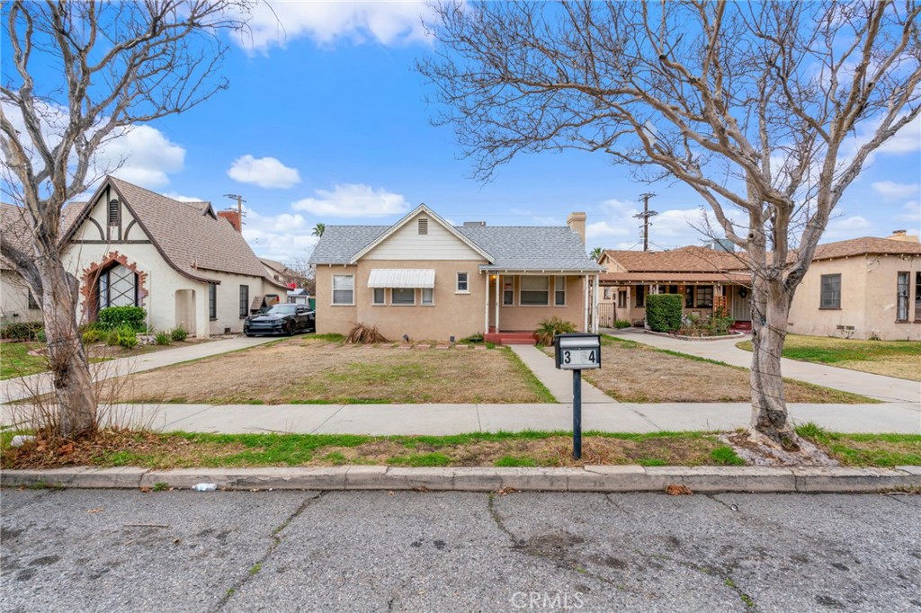 3164 N Pershing Avenue Property Photo 3