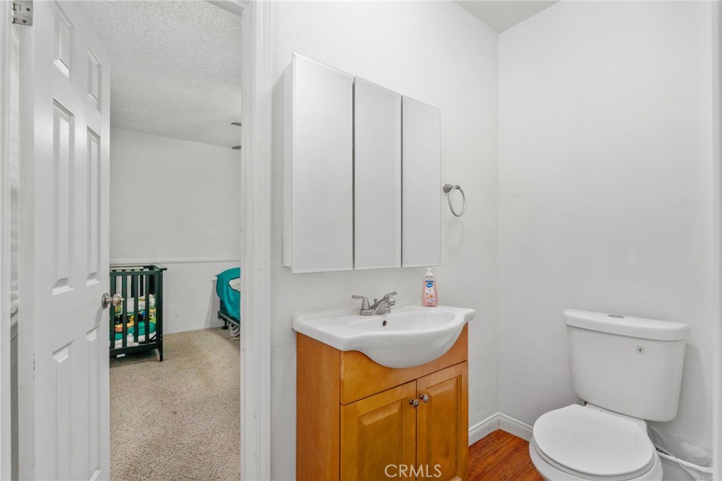 3164 N Pershing Avenue Property Photo 19