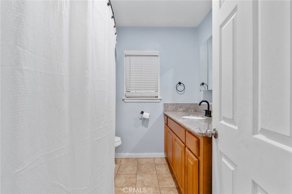 3164 N Pershing Avenue Property Photo 22