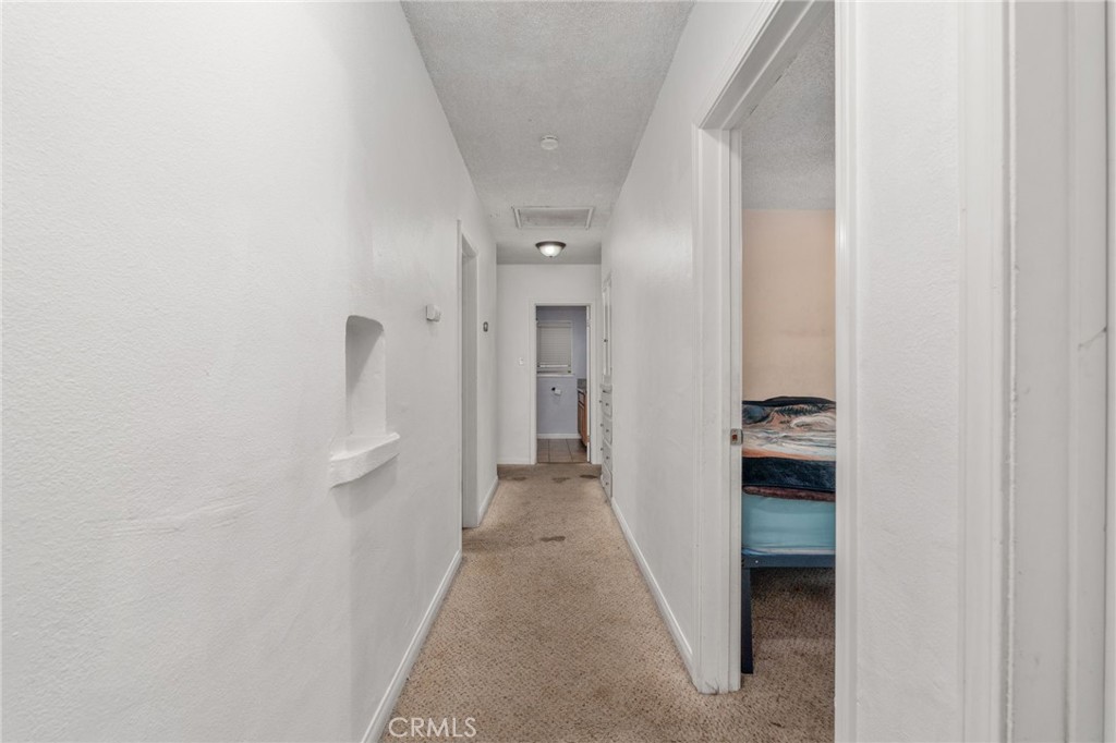 3164 N Pershing Avenue Property Photo 26