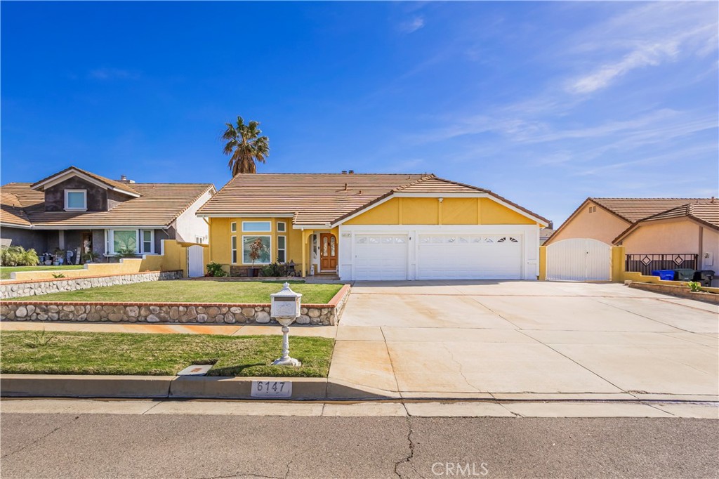 6147 Diamond Avenue Property Photo