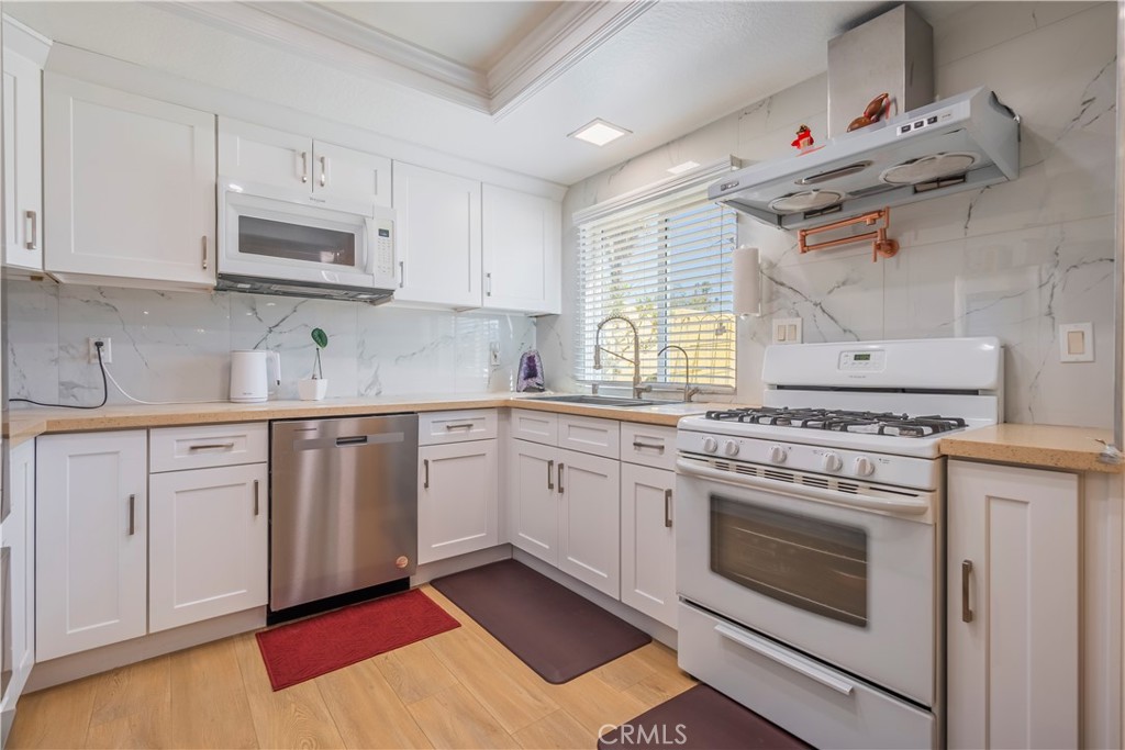 6147 Diamond Avenue Property Photo 9