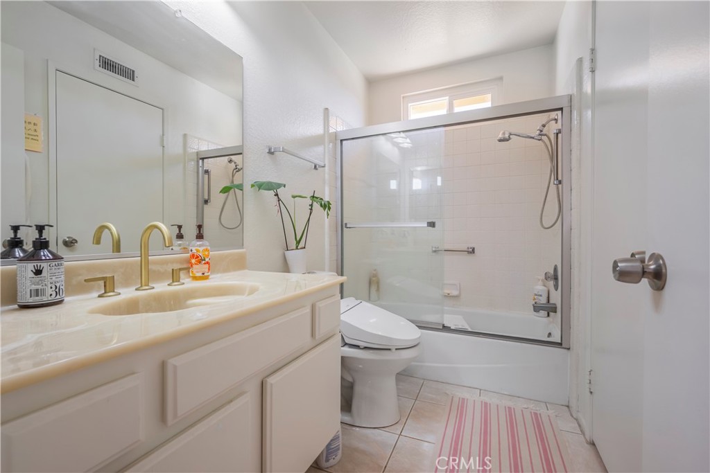 6147 Diamond Avenue Property Photo 16
