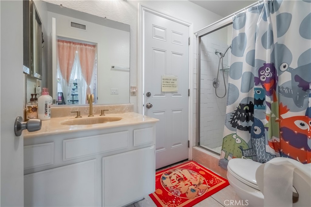 6147 Diamond Avenue Property Photo 18