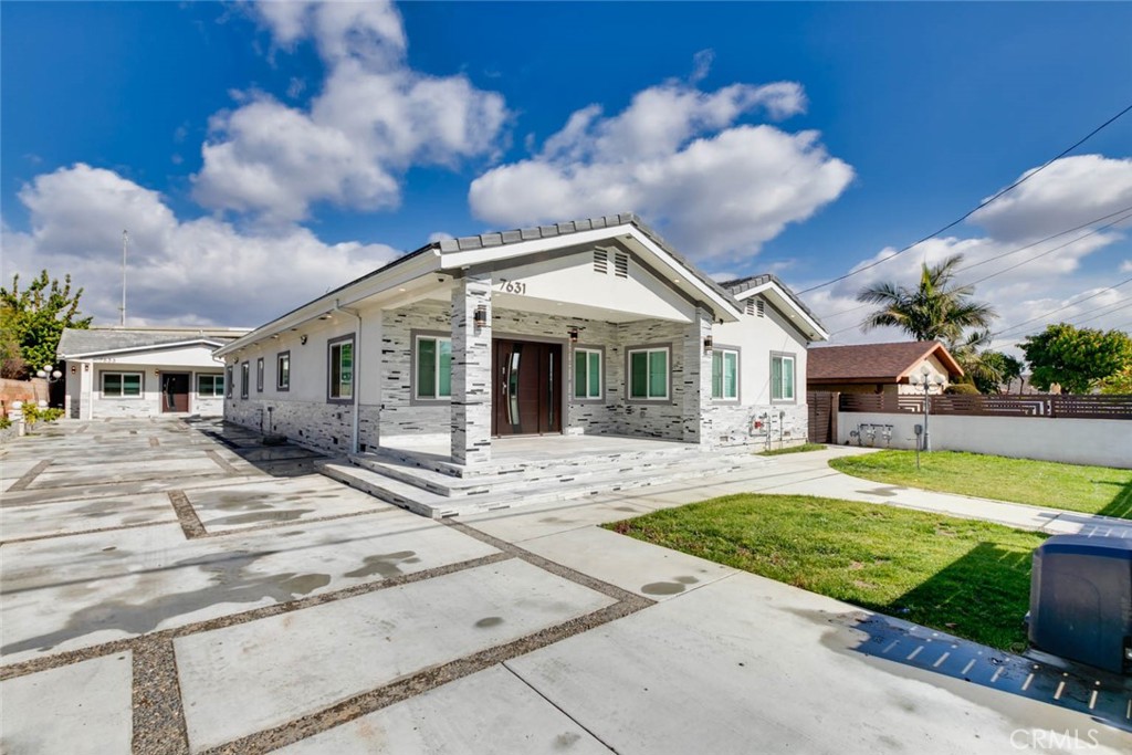 7631 Columbia Street Property Photo