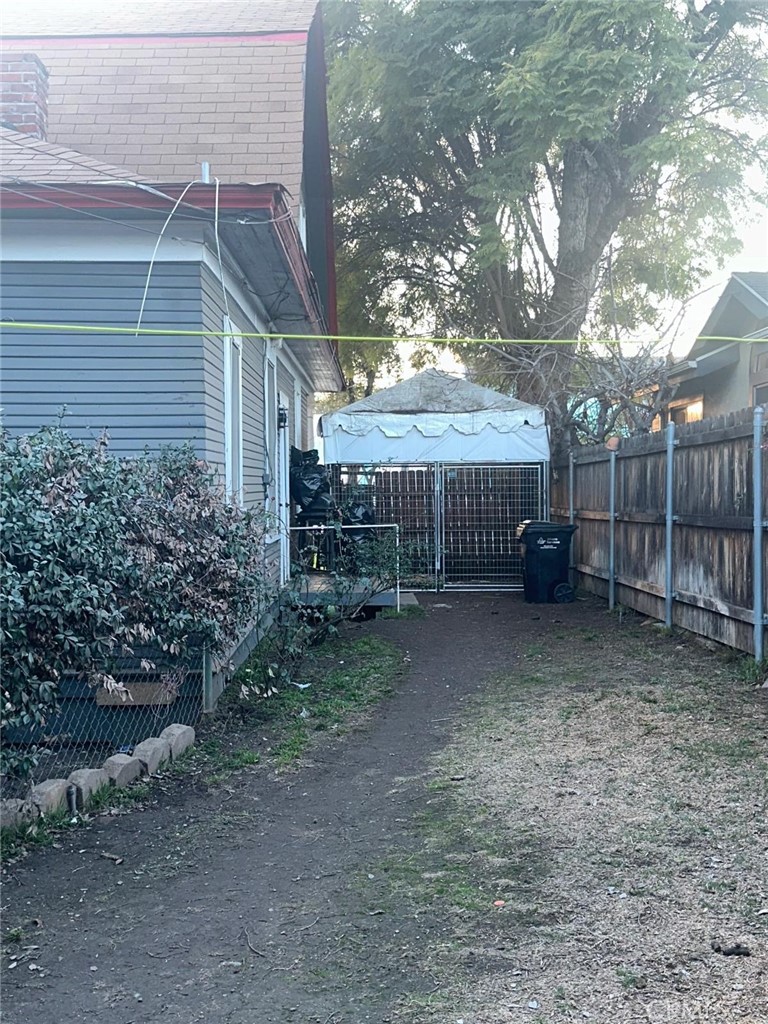 7052 Bright Avenue Property Photo 12